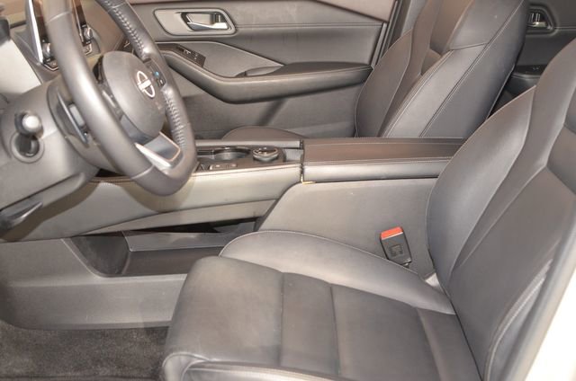 Used 2023 Nissan Rogue SL image 20