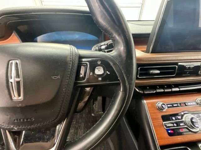 Used 2020 Lincoln Aviator Reserve w/ Class IV Trailer Tow Package AWD/4WD image 18