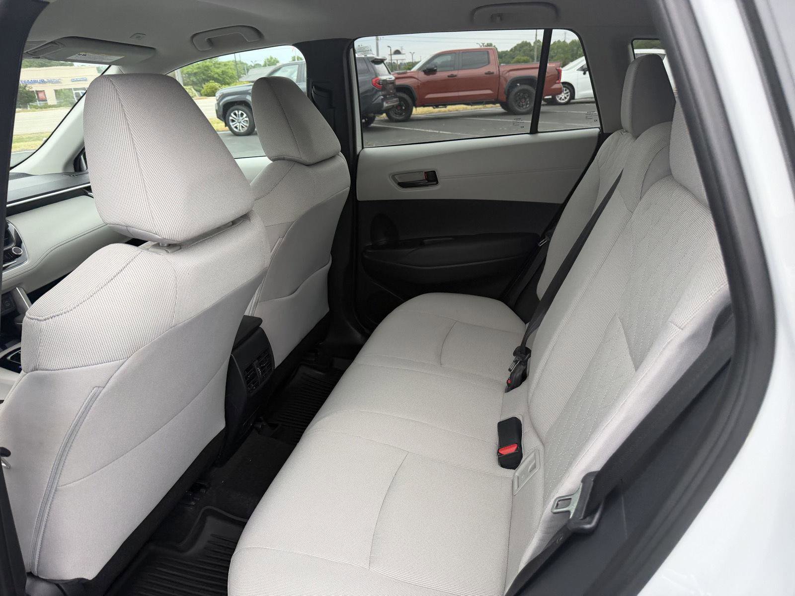 Used 2024 Toyota Corolla Cross LE FWD image 13