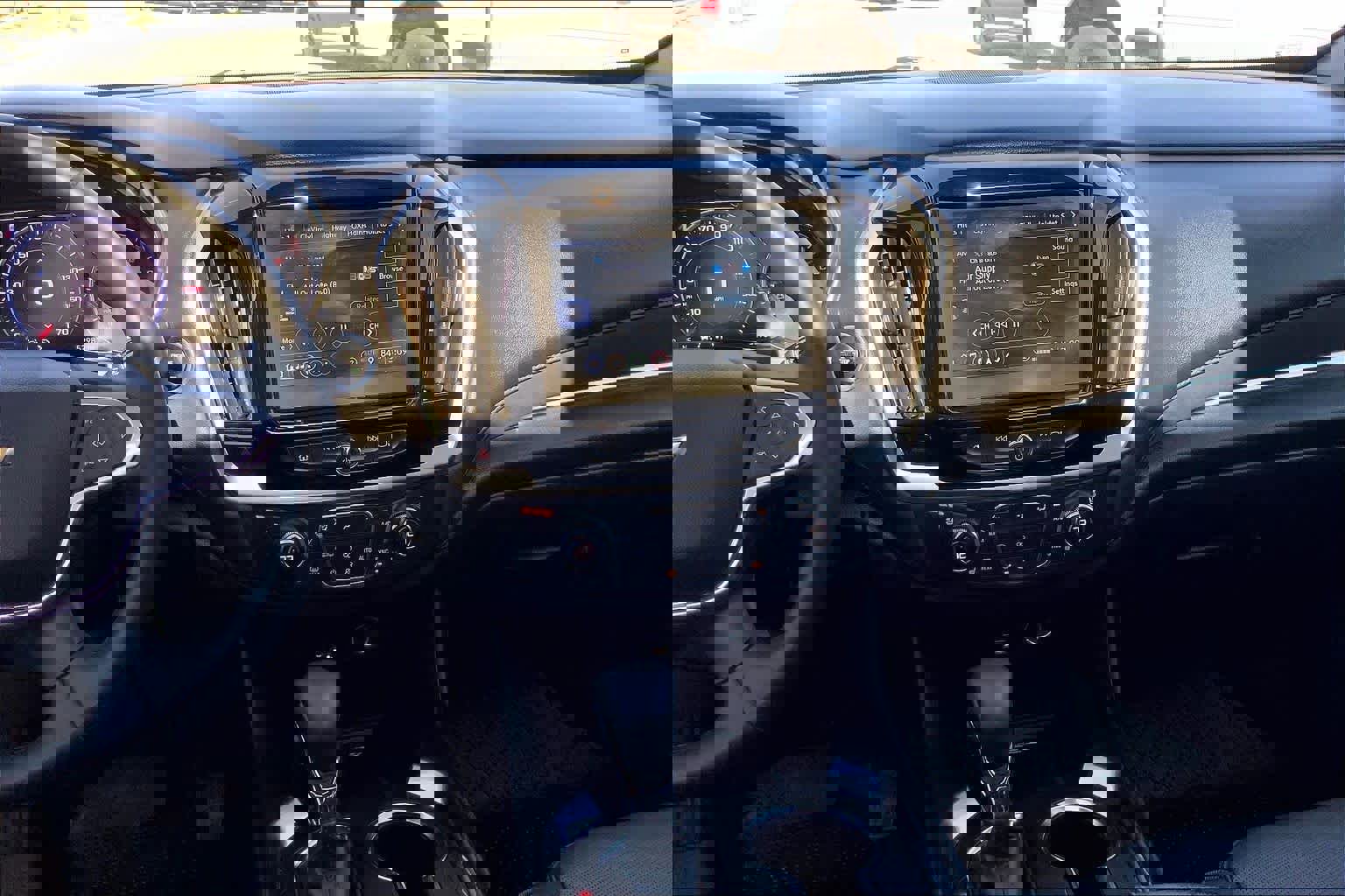 Used 2023 Chevrolet Traverse High Country image 7