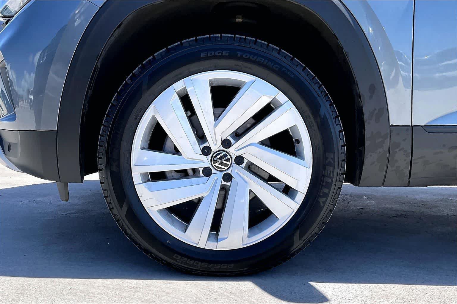 Used 2022 Volkswagen Atlas Cross Sport SE AWD/4WD image 8