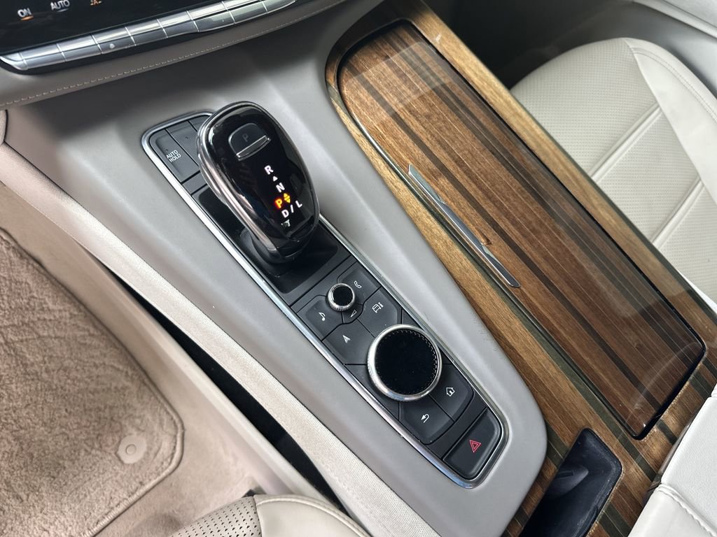 Used 2021 Cadillac Escalade ESV Sport Platinum RWD image 25
