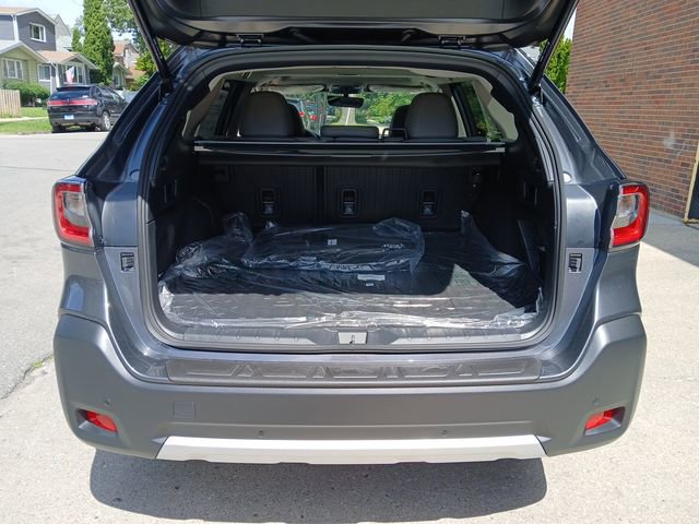 Certified 2025 Subaru Outback Limited AWD/4WD image 25