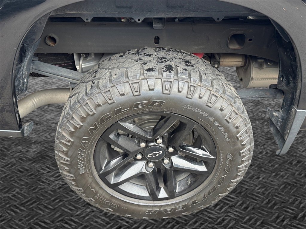 Used 2023 Chevrolet Silverado 1500 Custom Trail Boss image 12