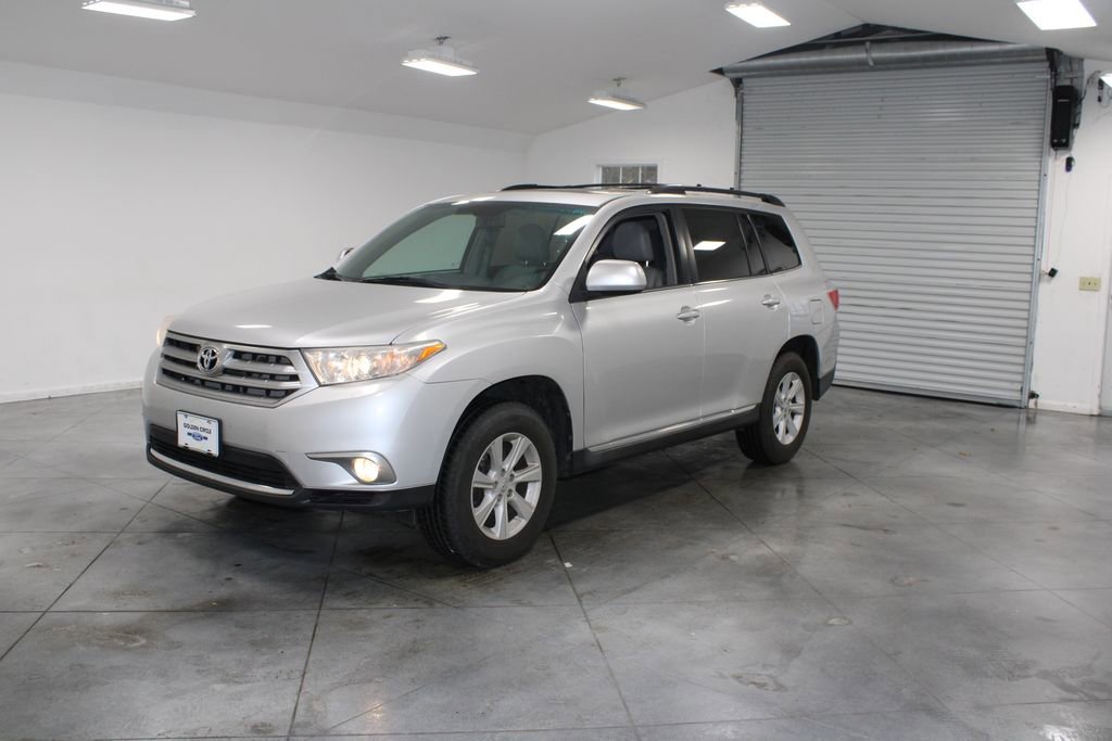 Used 2012 Toyota Highlander SE image 4