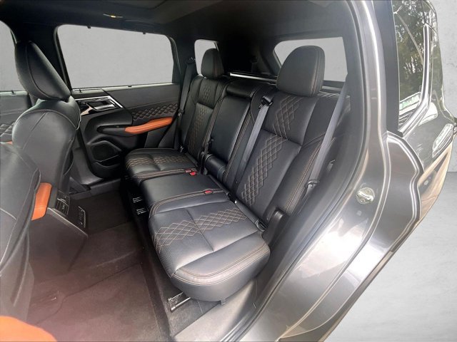 Used 2024 Mitsubishi Outlander SEL FWD image 28
