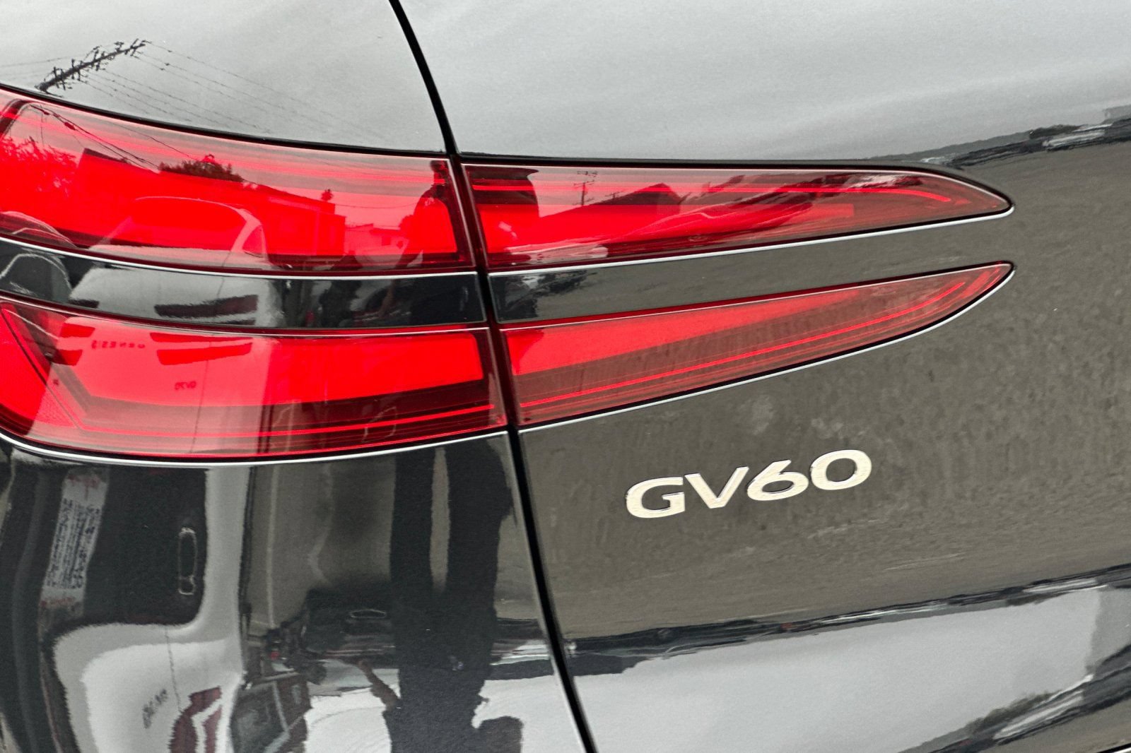 Used 2025 Genesis GV60 Advanced AWD/4WD image 35