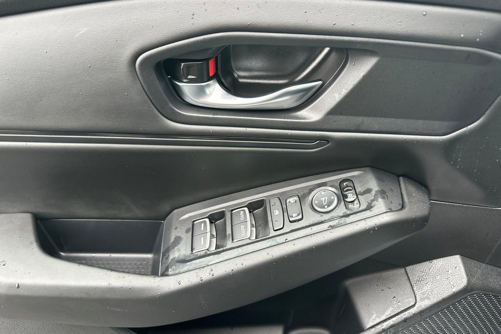 Certified 2025 Honda Accord SE image 10