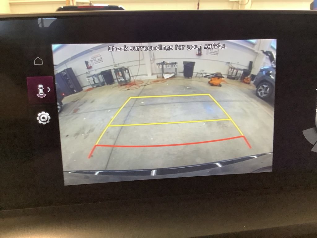 Certified 2023 Kia Telluride S w/ S Sunroof Package AWD/4WD image 32