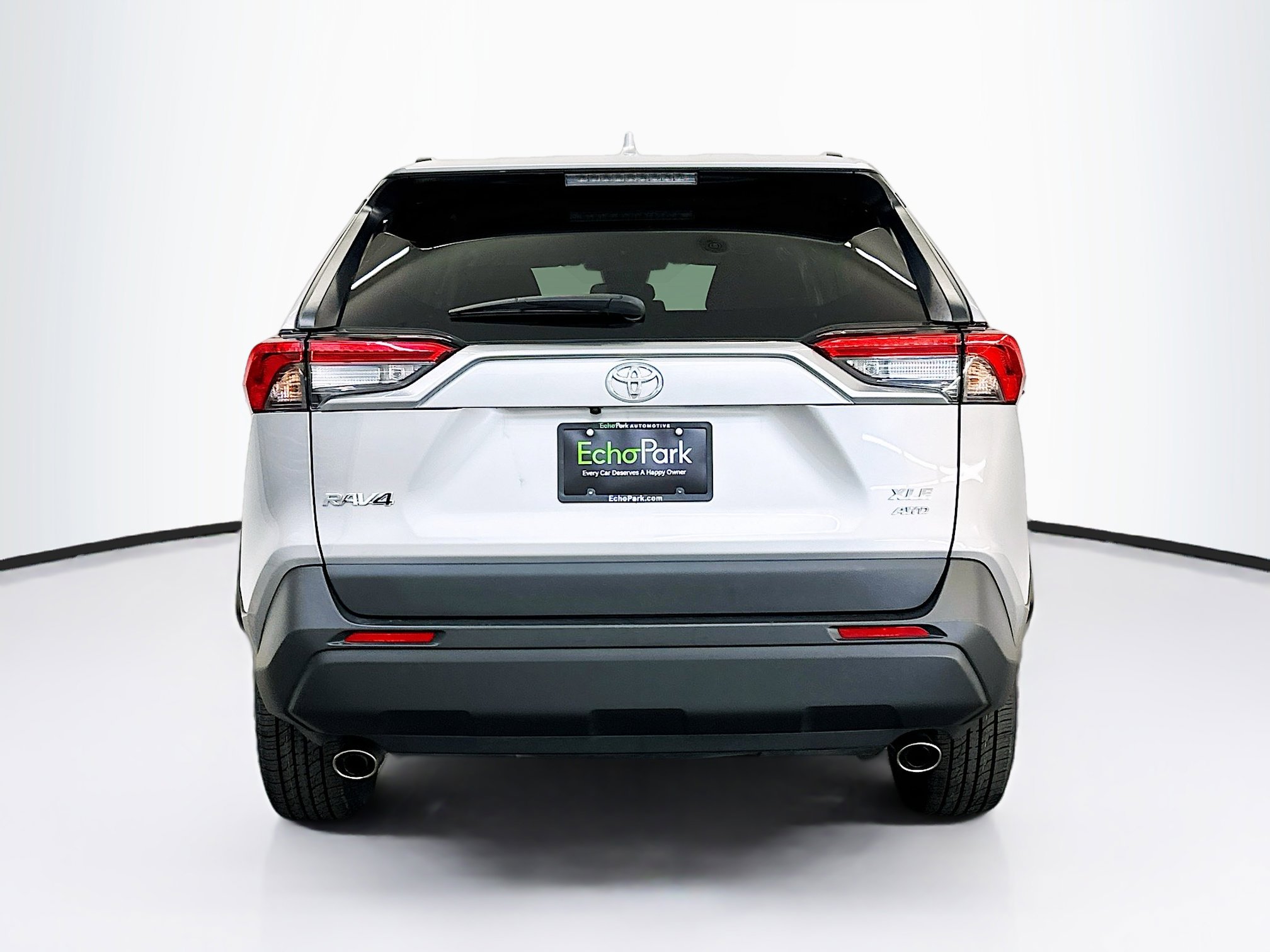 Used 2024 Toyota RAV4 XLE image 7