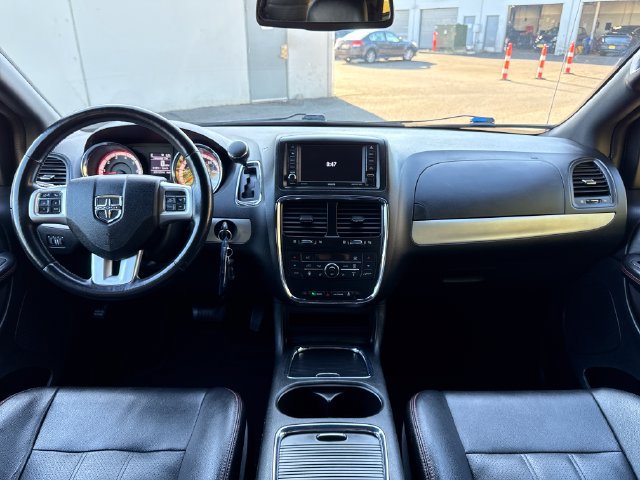 Used 2018 Dodge Grand Caravan GT FWD image 11