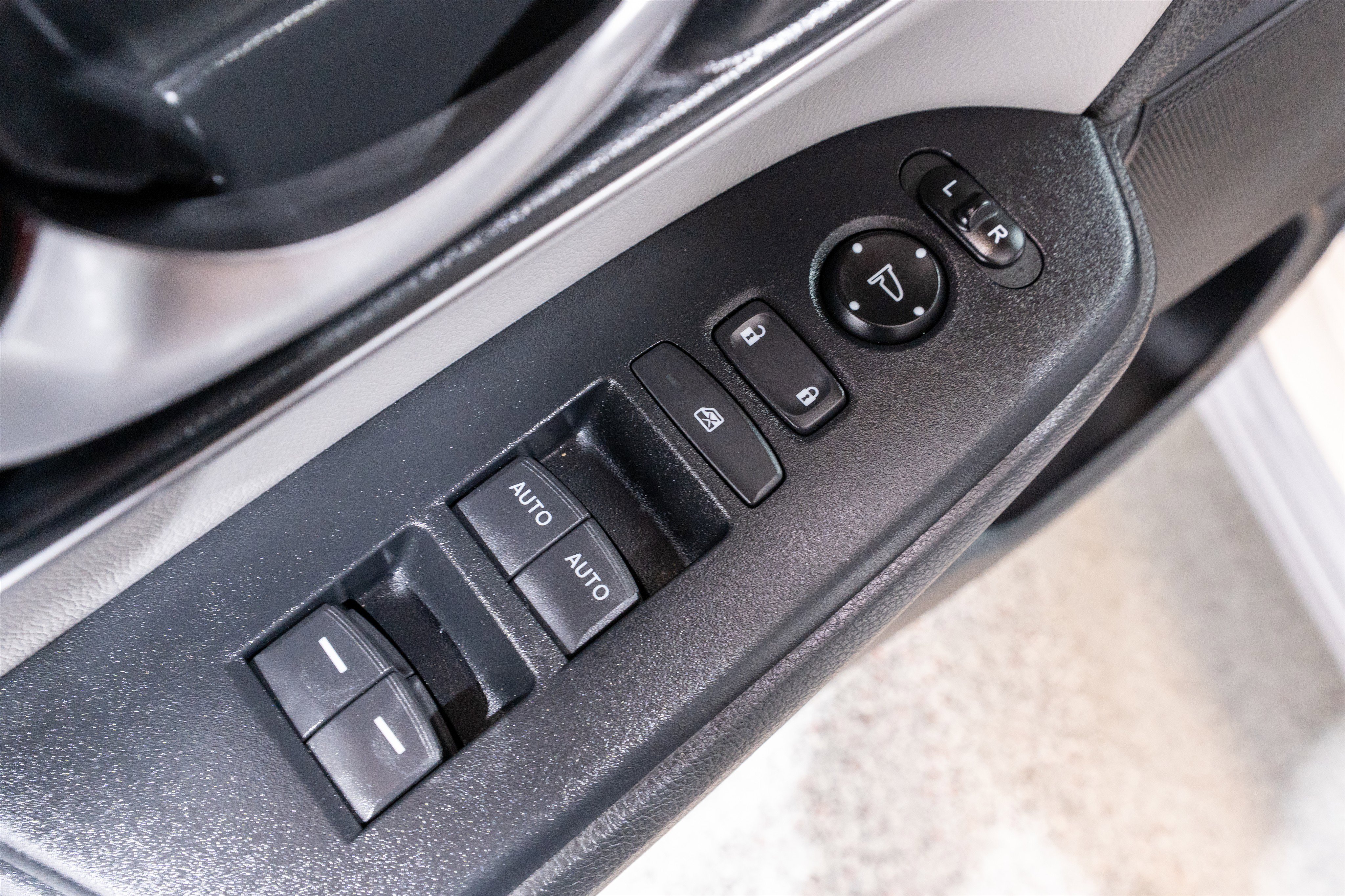 Used 2019 Honda CR-V EX-L image 13