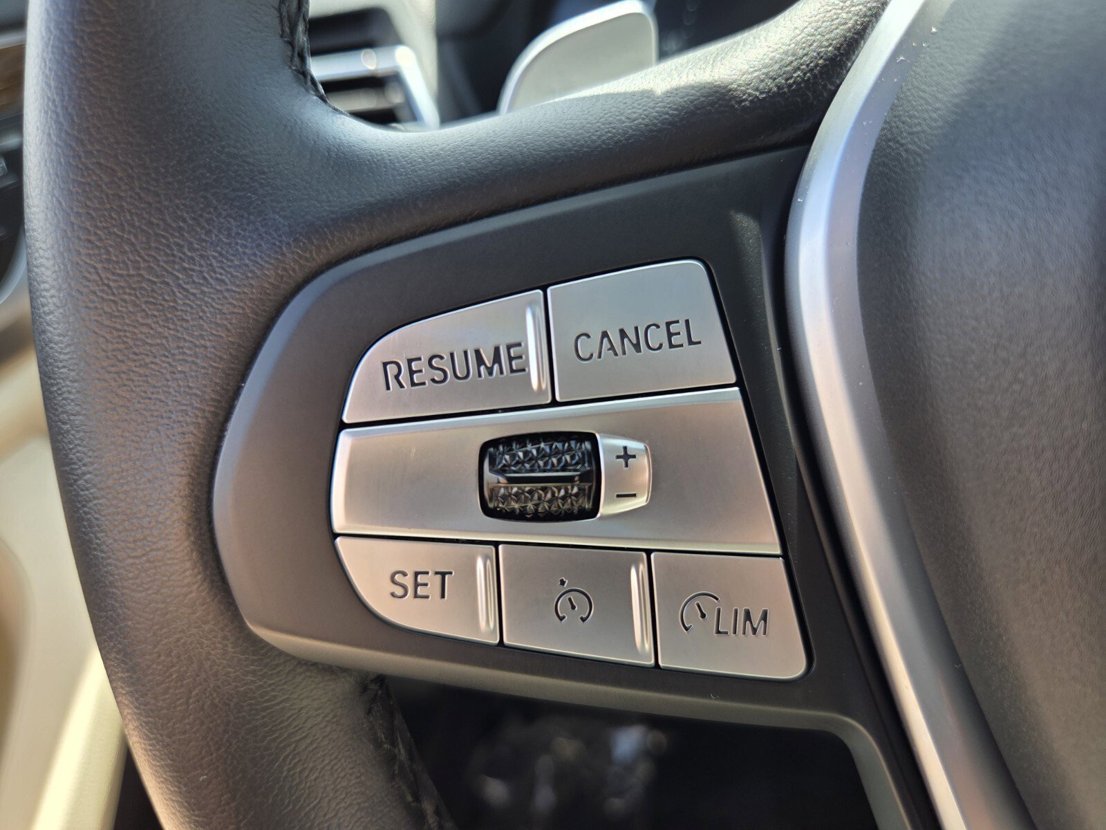 Used 2022 BMW X3 xDrive30i w/ Convenience Package image 28