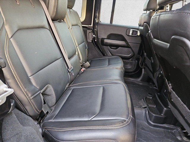 Used 2024 Jeep Wrangler Unlimited Sahara w/ Safety Group AWD/4WD image 19