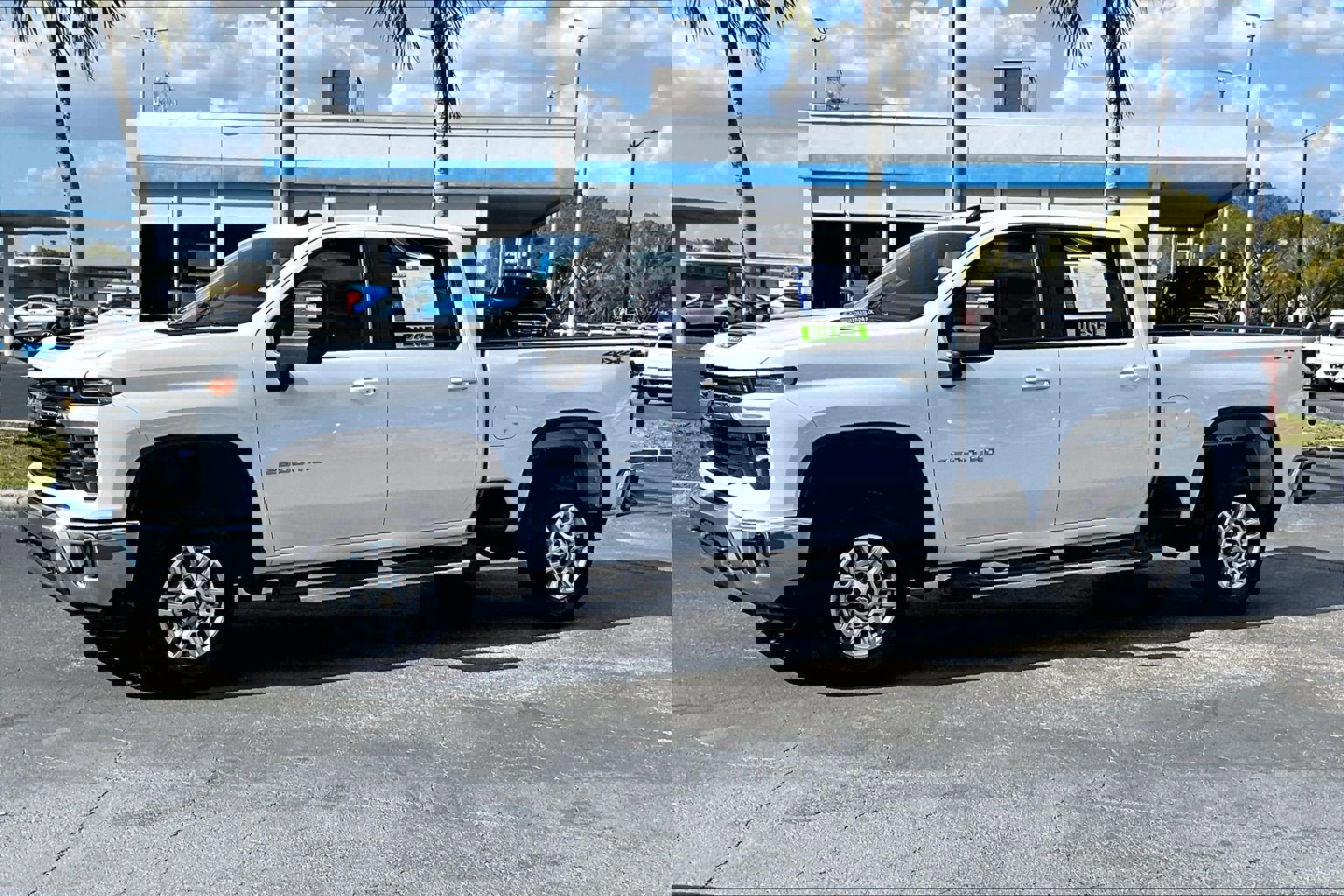 Certified 2025 Chevrolet Silverado 2500 LT w/ Convenience Package image 2