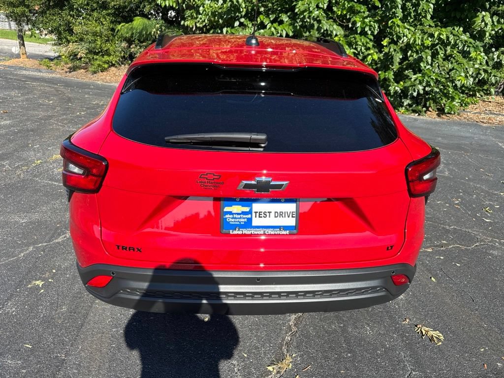 New 2026 Chevrolet Trax LT w/ Driver Confidence Package FWD image 6