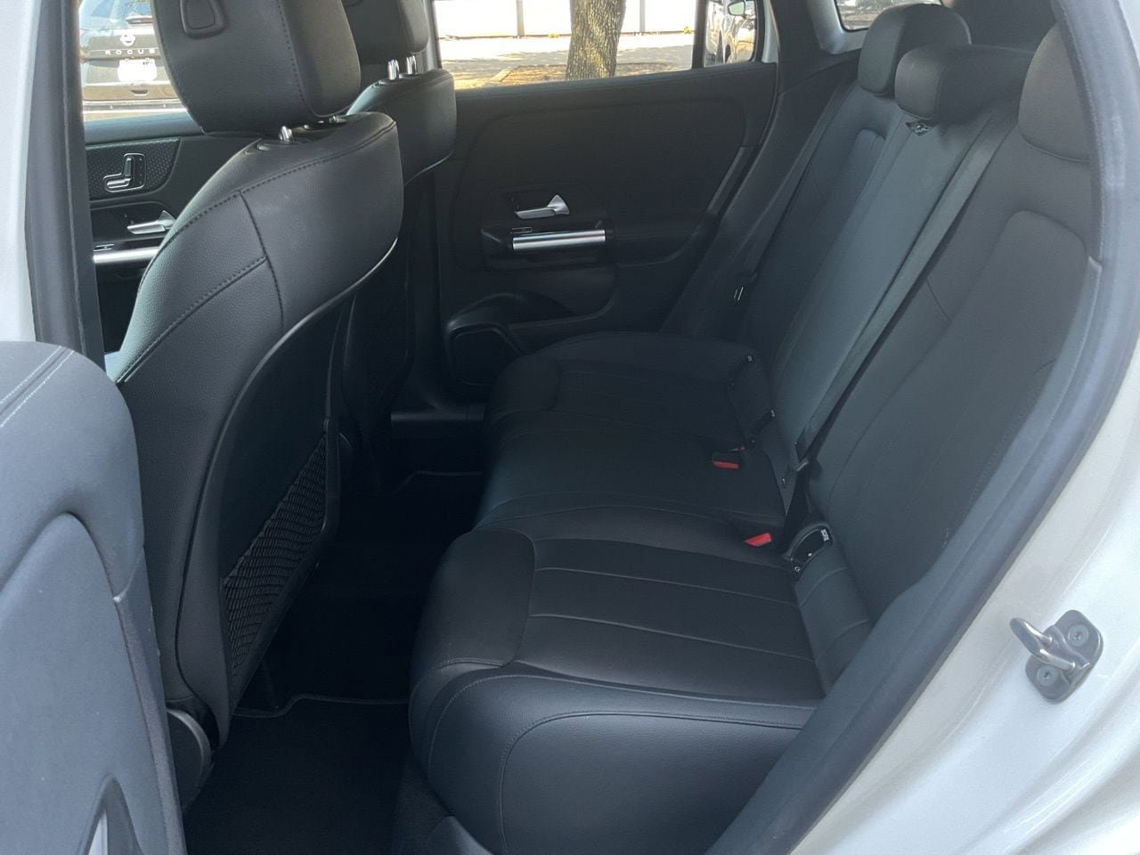 Used 2025 Mercedes-Benz GLA 250 image 10