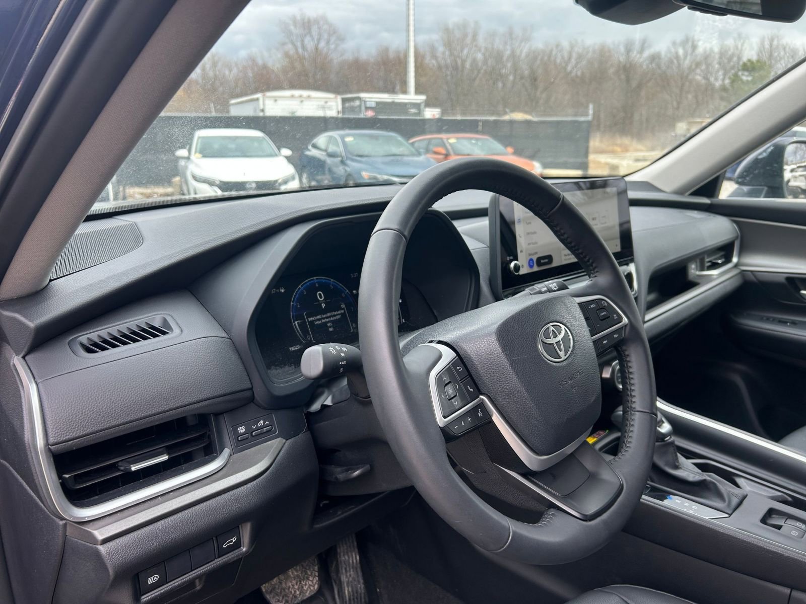 Used 2025 Toyota Grand Highlander FWD image 37