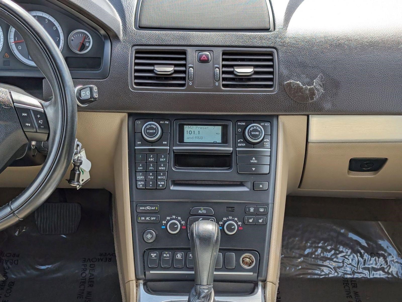 Used 2013 Volvo XC90 3.2 image 27