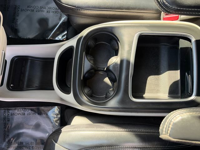Used 2022 Chrysler Pacifica Touring-L FWD image 32