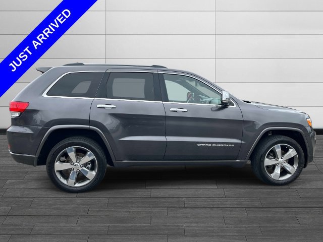 Used 2016 Jeep Grand Cherokee Overland AWD/4WD image 3