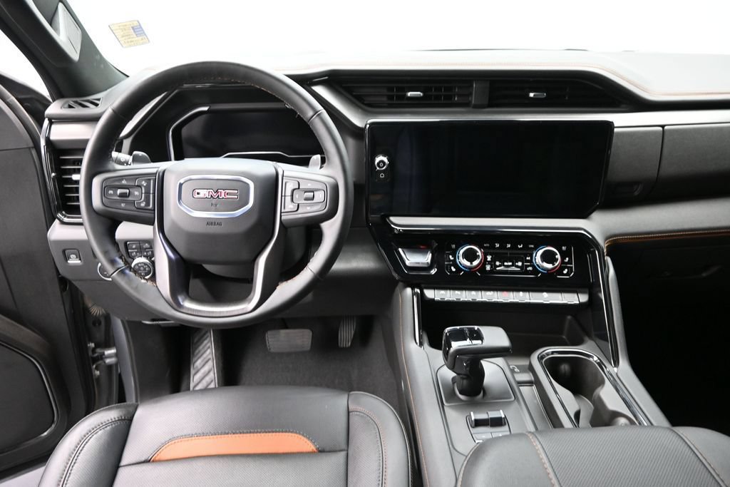 Used 2025 GMC Sierra 1500 AT4 w/ AT4 Premium Package AWD/4WD image 13