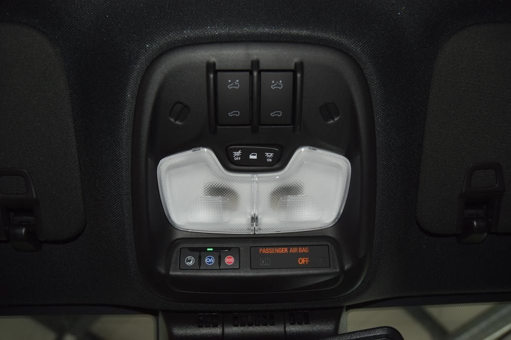 New 2026 Chevrolet Colorado ZR2 w/ Technology Package AWD/4WD image 53