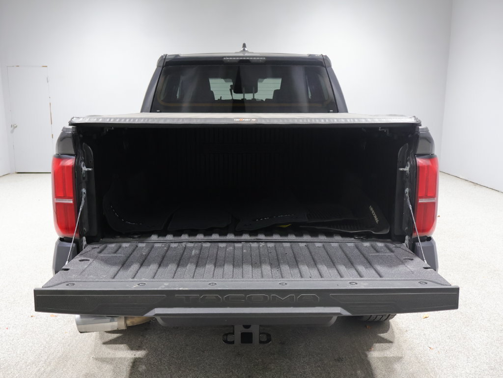 Certified 2025 Toyota Tacoma TRD Sport AWD/4WD image 5