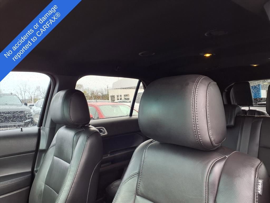 Used 2014 Ford Explorer XLT w/ Equipment Group 202A FWD image 19