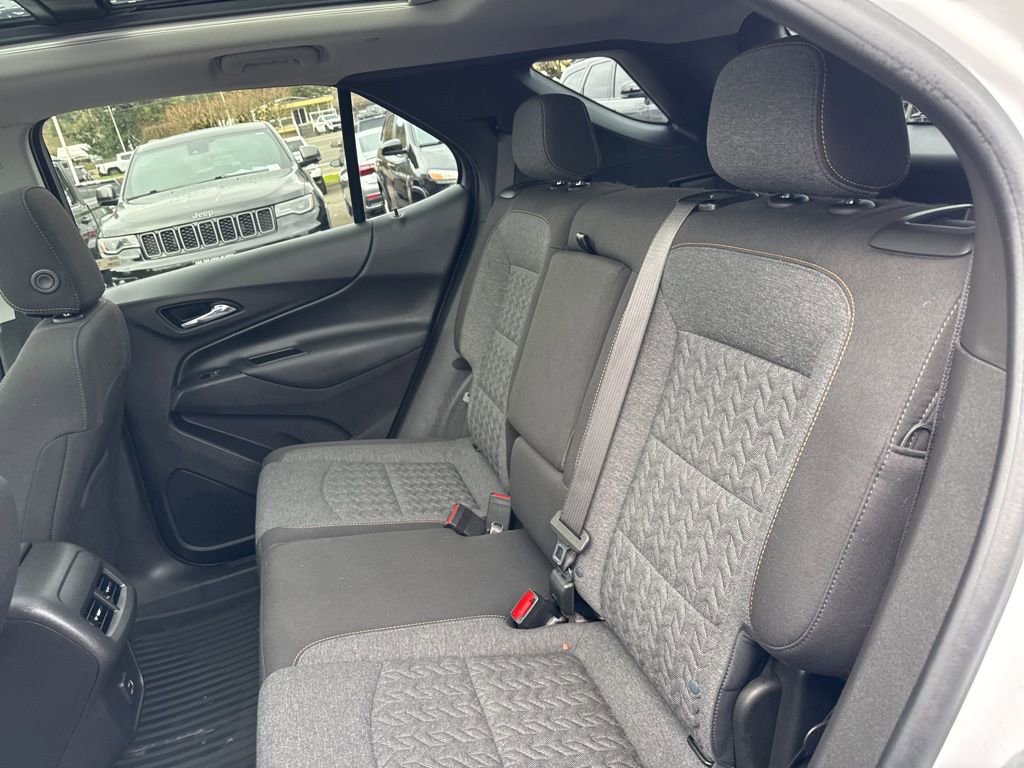 Used 2022 Chevrolet Equinox LT image 25