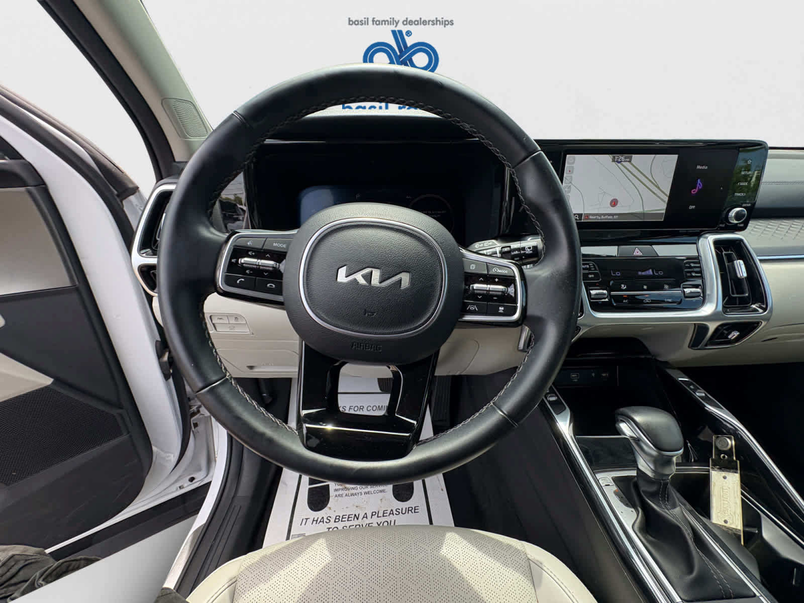 Used 2023 Kia Sorento SX AWD/4WD image 15
