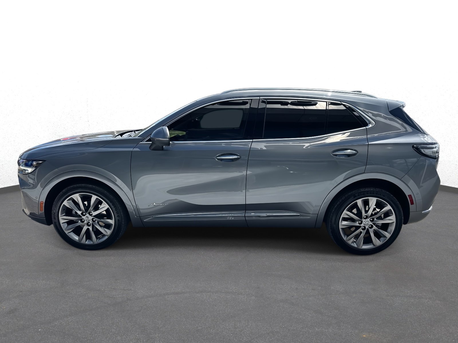 Used 2022 Buick Envision Avenir w/ Technology Package II image 6