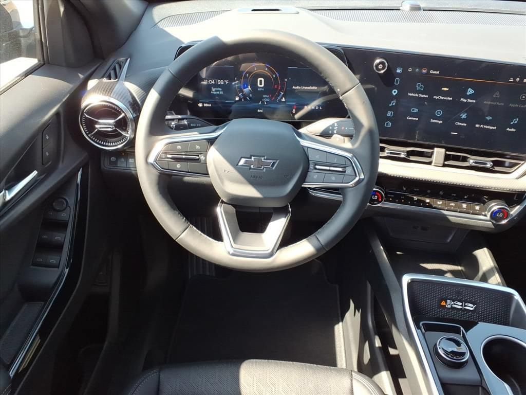 New 2027 Chevrolet Equinox LT w/ Convenience Package II FWD image 24