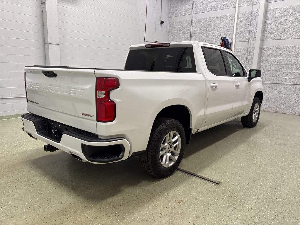 Used 2023 Chevrolet Silverado 1500 RST AWD/4WD image 3