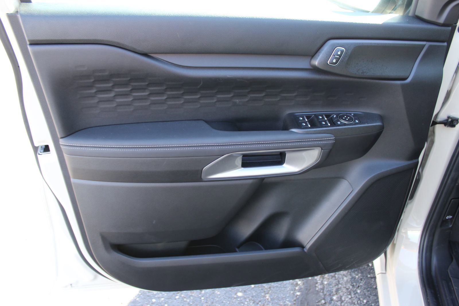 New 2025 Ford Ranger XLT w/ Equipment Group 301A High image 17