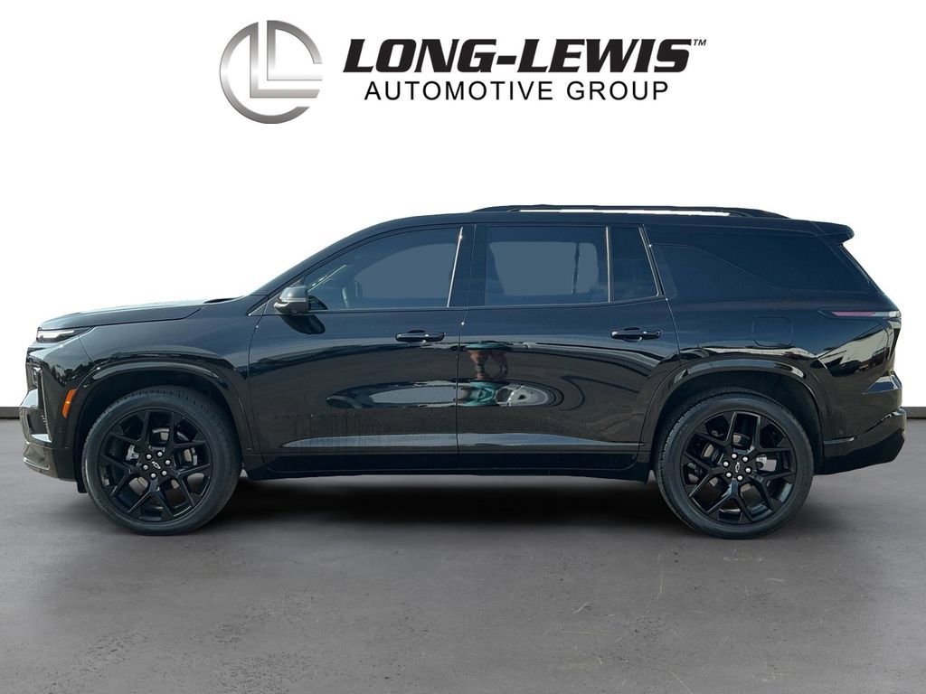 Used 2026 Chevrolet Traverse RS FWD image 2