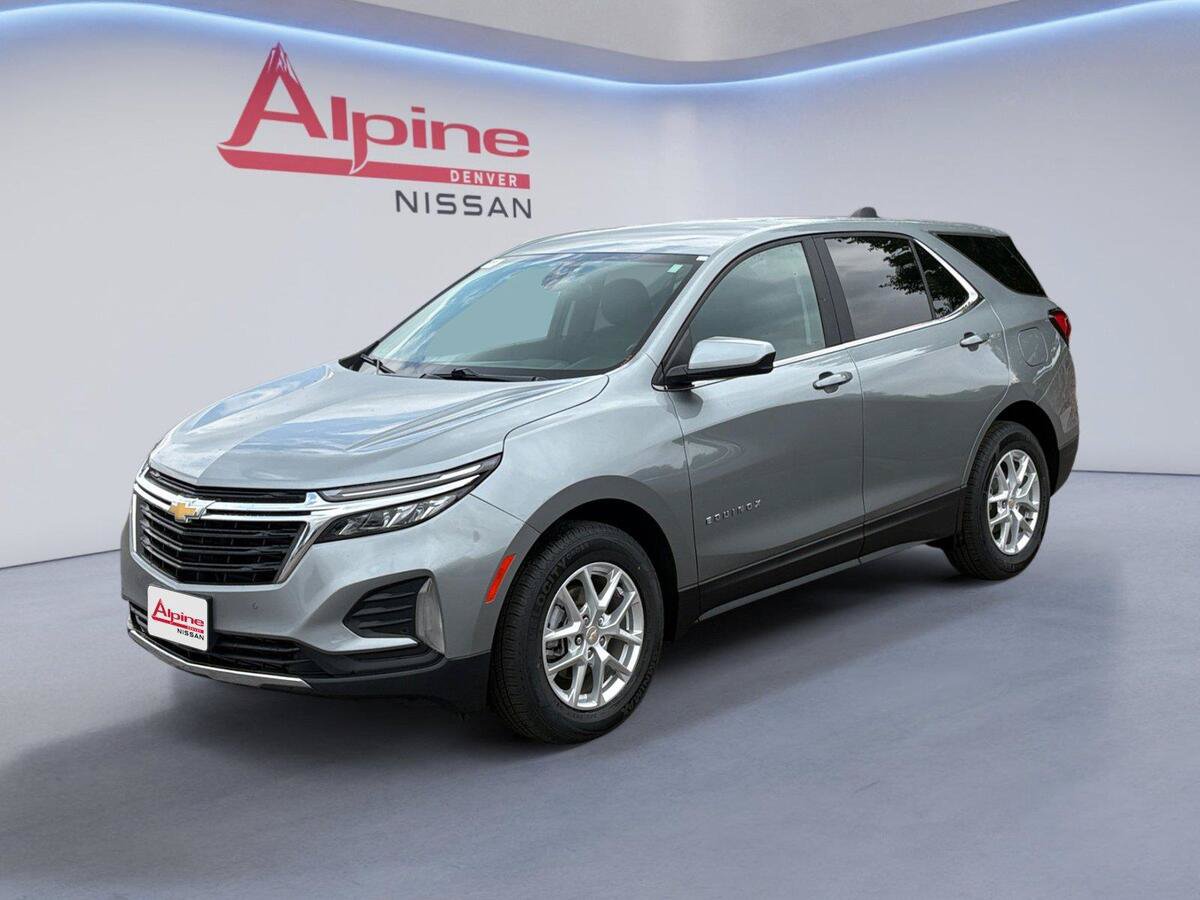 Used 2024 Chevrolet Equinox LT AWD/4WD image 1