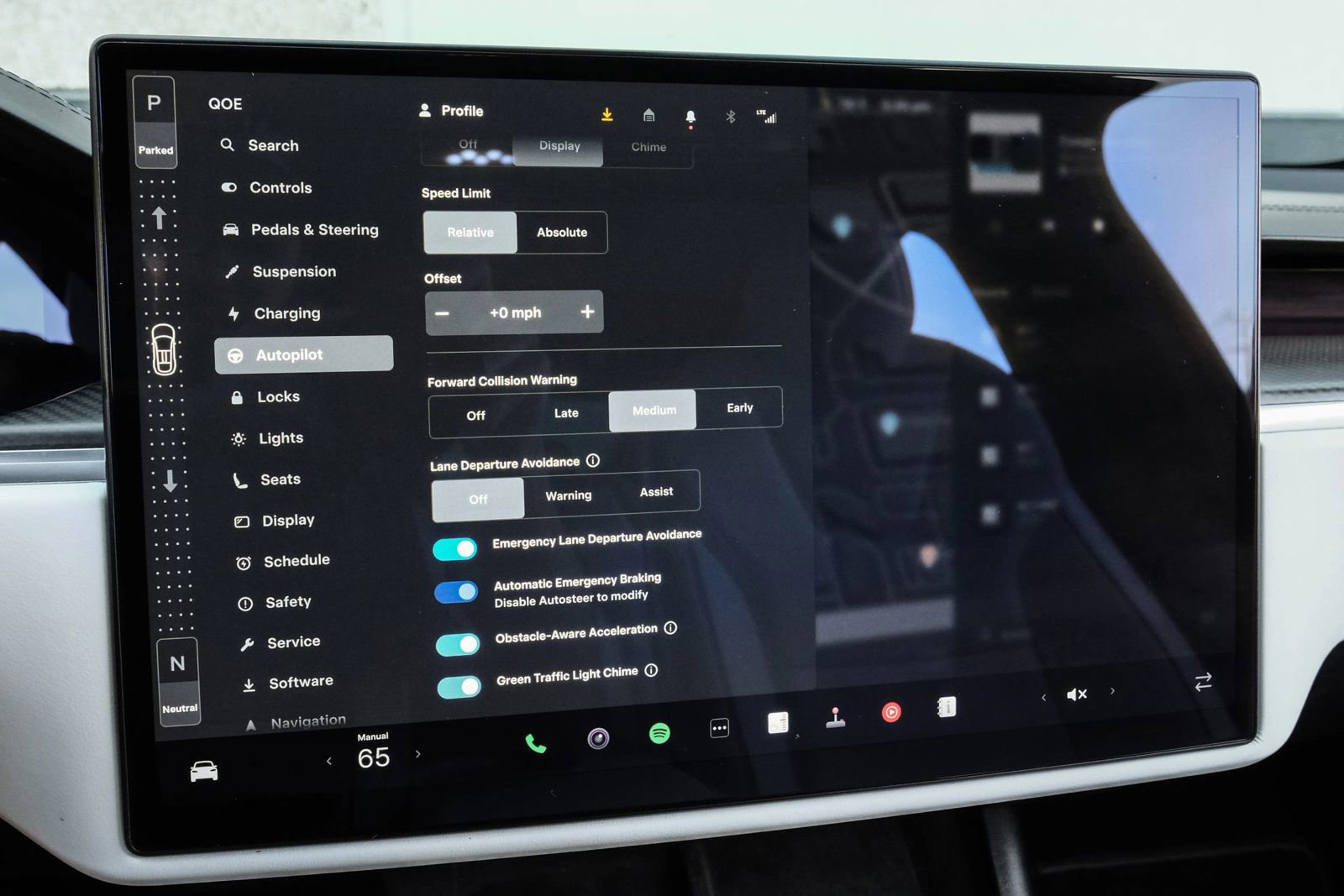 Used 2023 Tesla Model X Plaid image 35