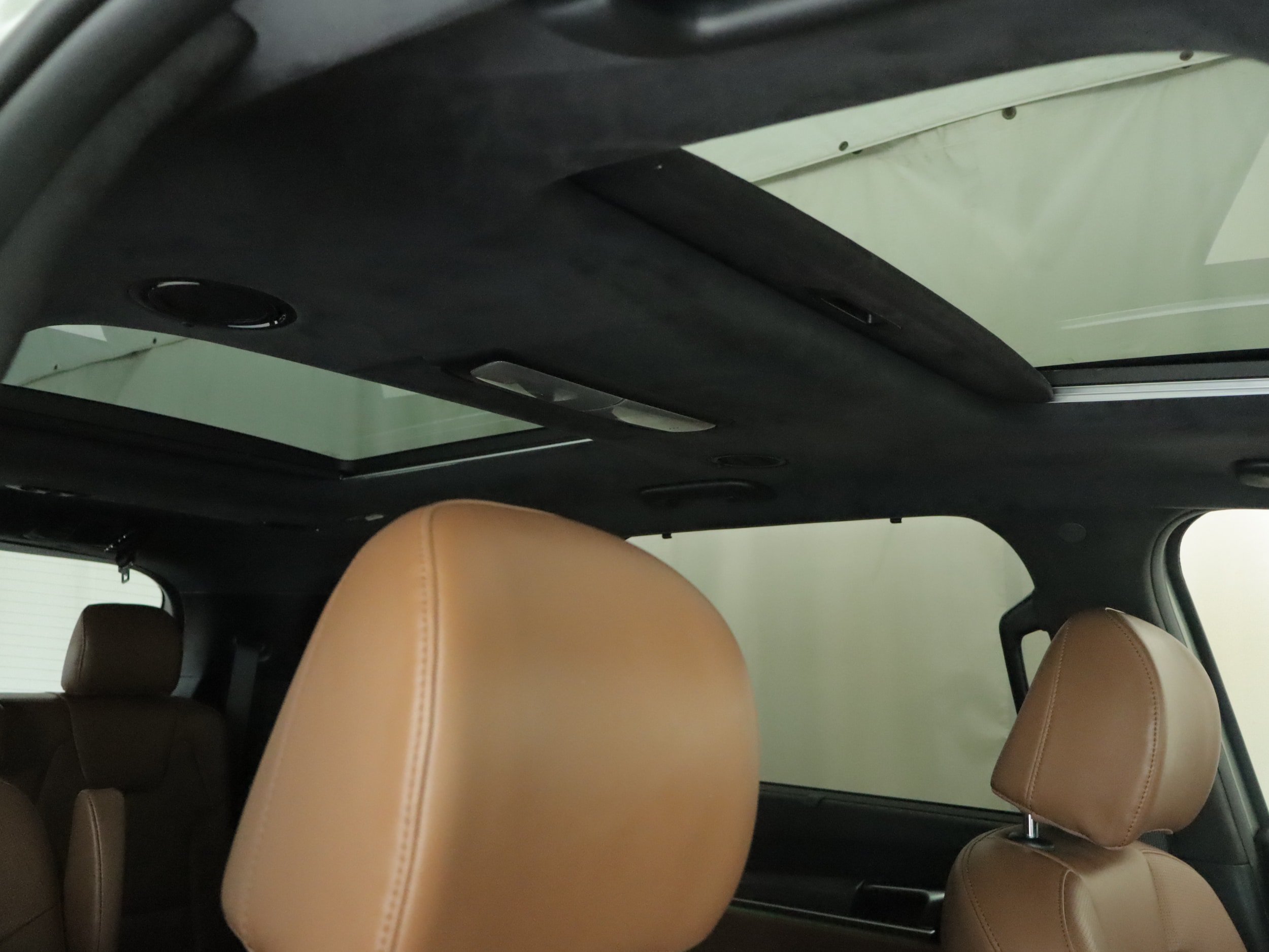 Used 2025 Kia Telluride SX Prestige X-Line AWD/4WD image 3