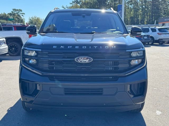New 2025 Ford Expedition Active image 8