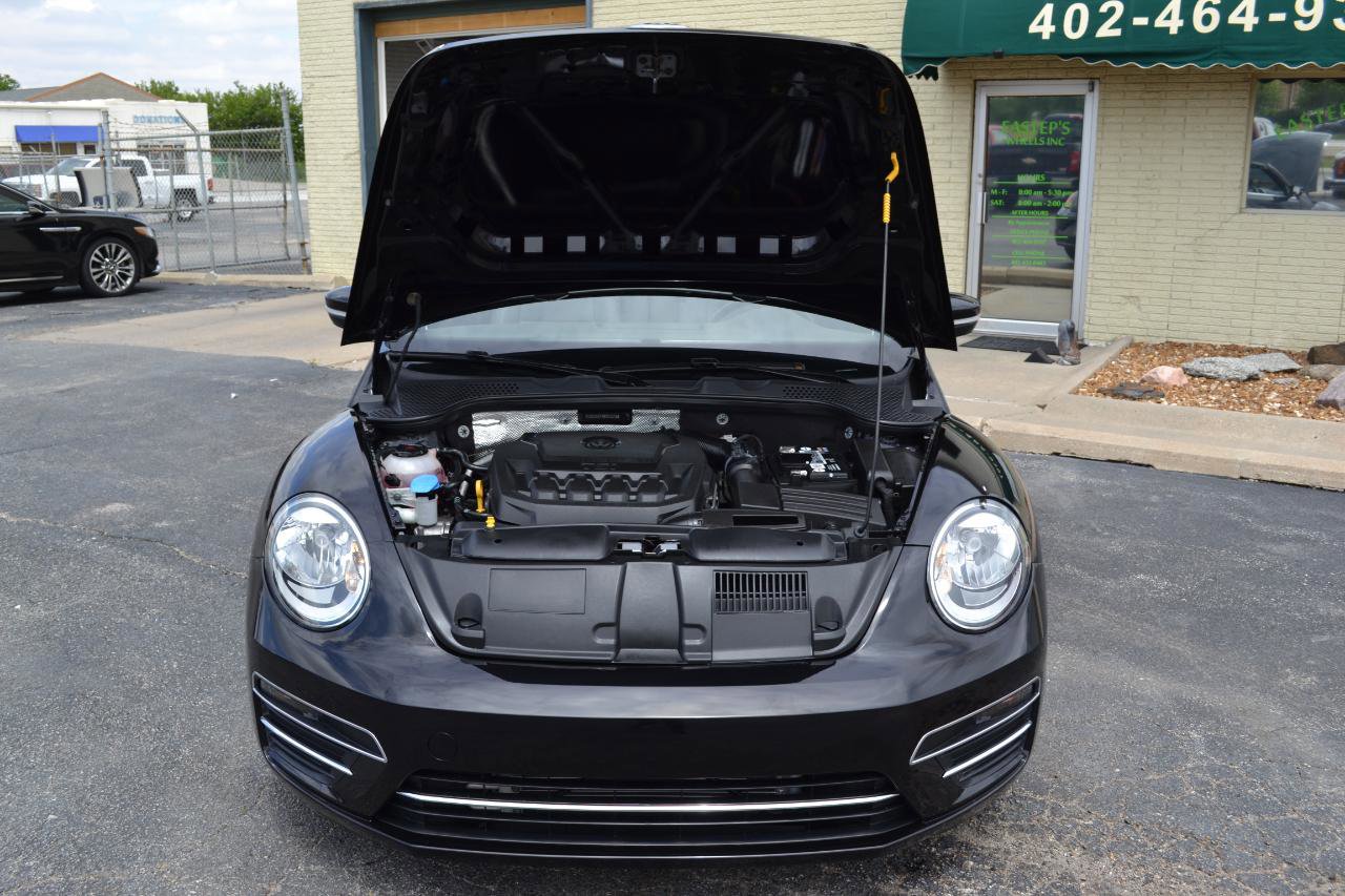 Used 2019 Volkswagen Beetle 2.0T S FWD image 30