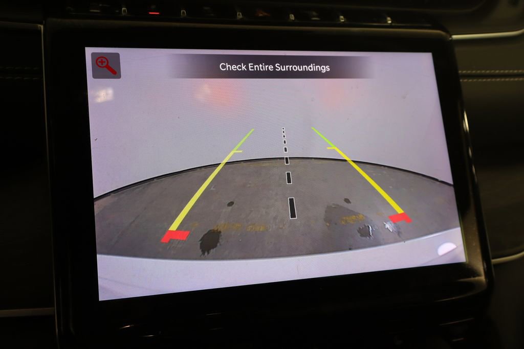 Used 2023 Jeep Grand Cherokee L Limited w/ Black Appearance Package image 47