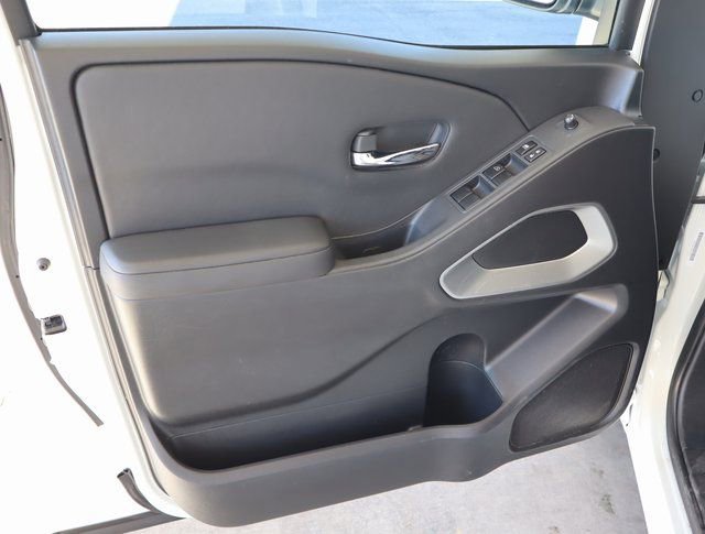 Used 2022 Nissan Frontier SV image 15