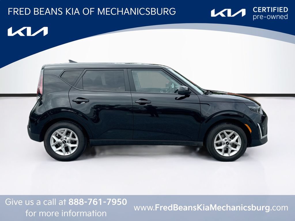 Certified 2023 Kia Soul LX w/ LX Technology Package FWD image 8