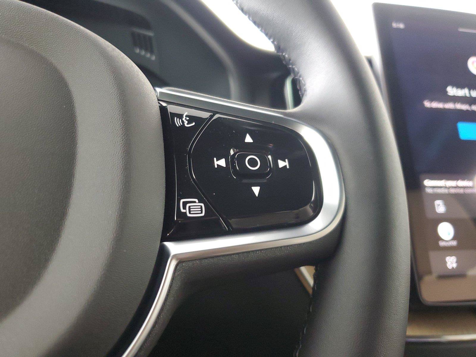 New 2027 Volvo XC60 B5 Core AWD/4WD image 26