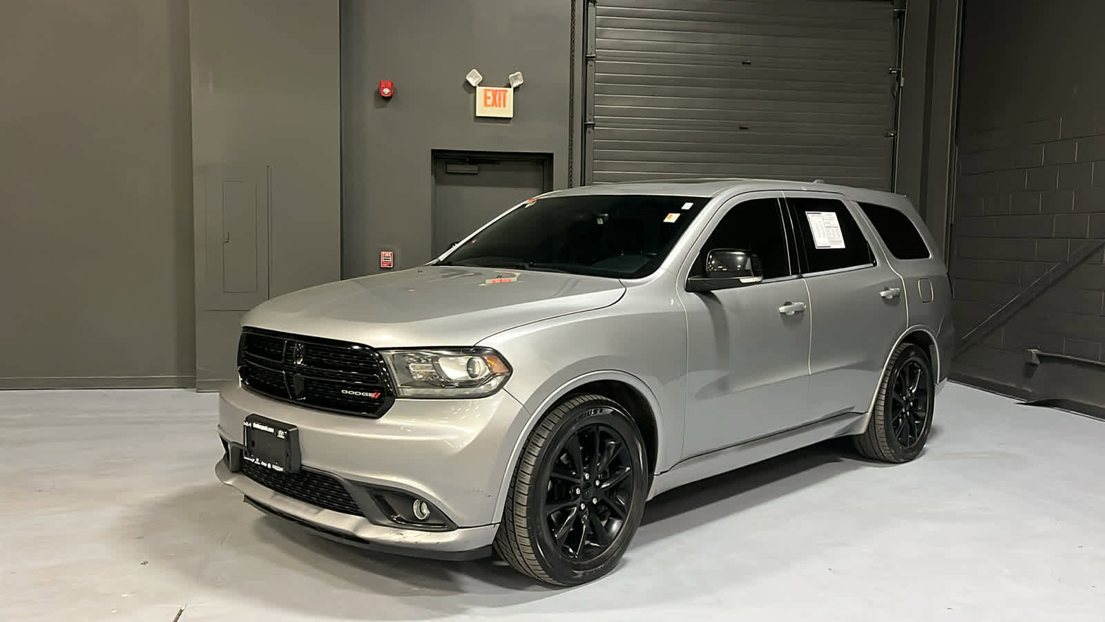 Used 2023 Dodge Durango R/T AWD/4WD image 3