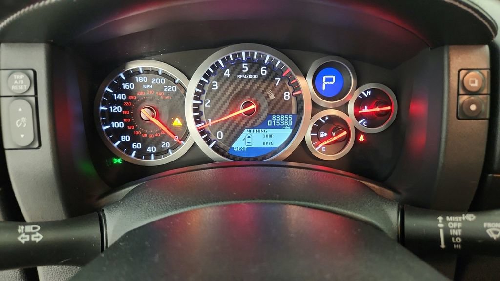 Used 2015 Nissan GT-R Premium AWD/4WD image 35