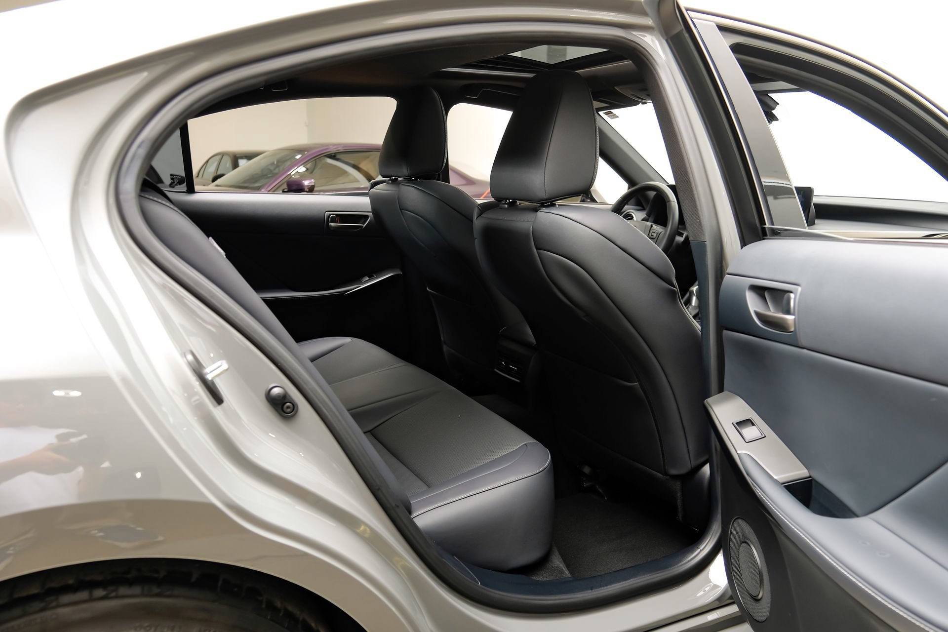 Used 2025 Lexus IS 350 F Sport w/ Navigation Package RWD image 51