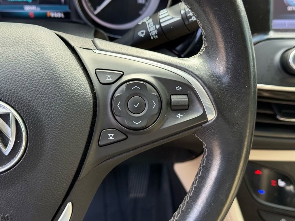Used 2020 Buick Envision Preferred image 21