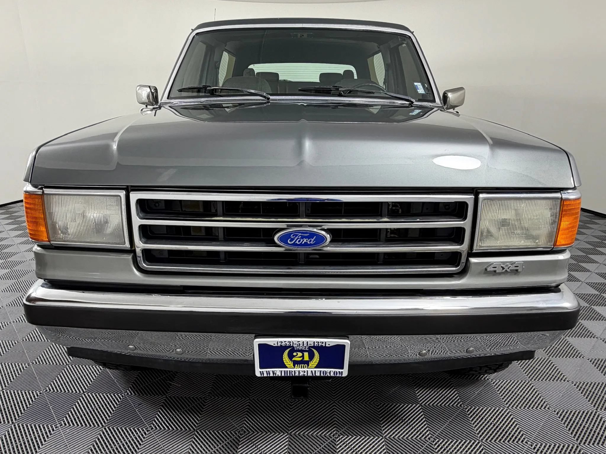 Used 1990 Ford Bronco AWD/4WD image 2